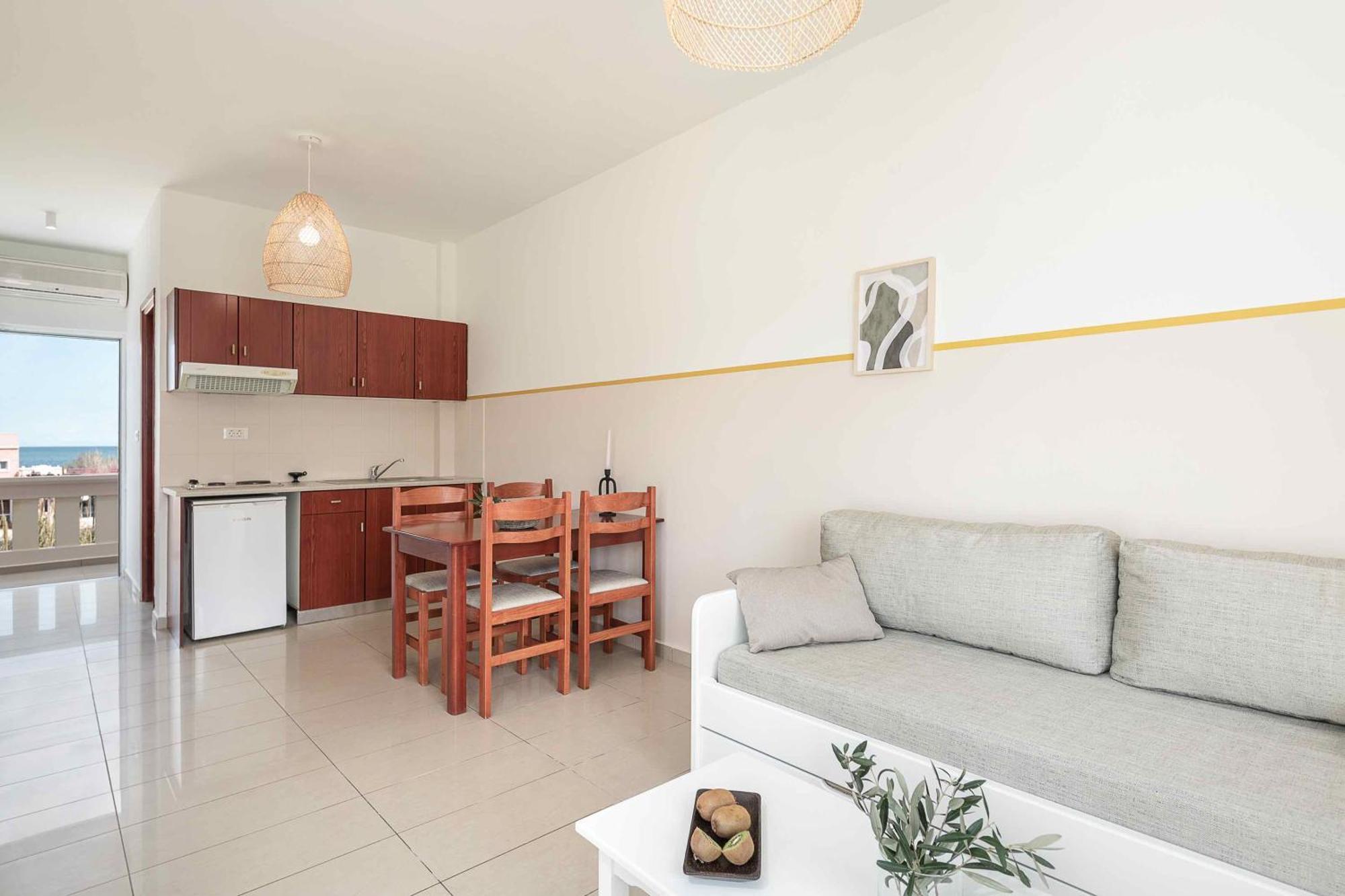 Artemis Aparthotel