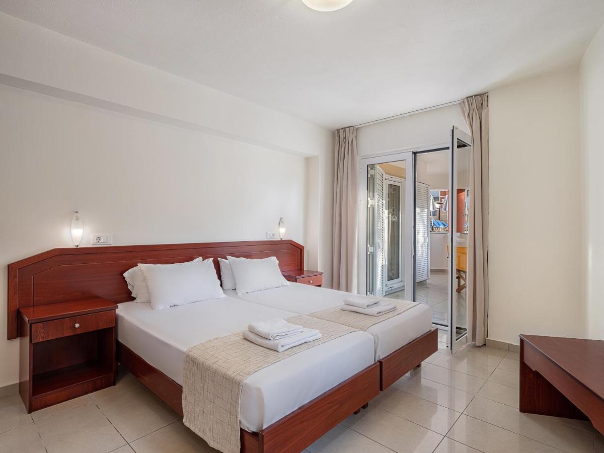 Artemis Apartahotel Stalós