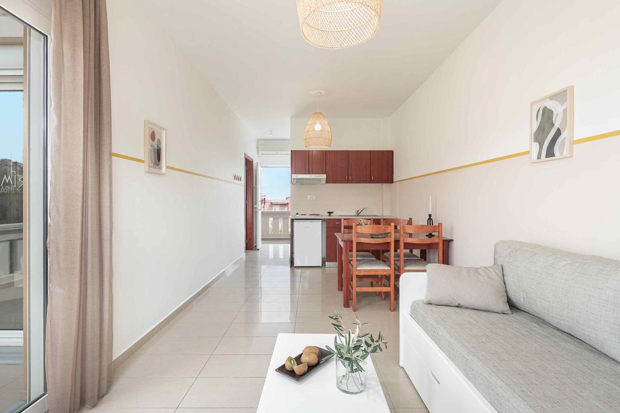Artemis Aparthotel