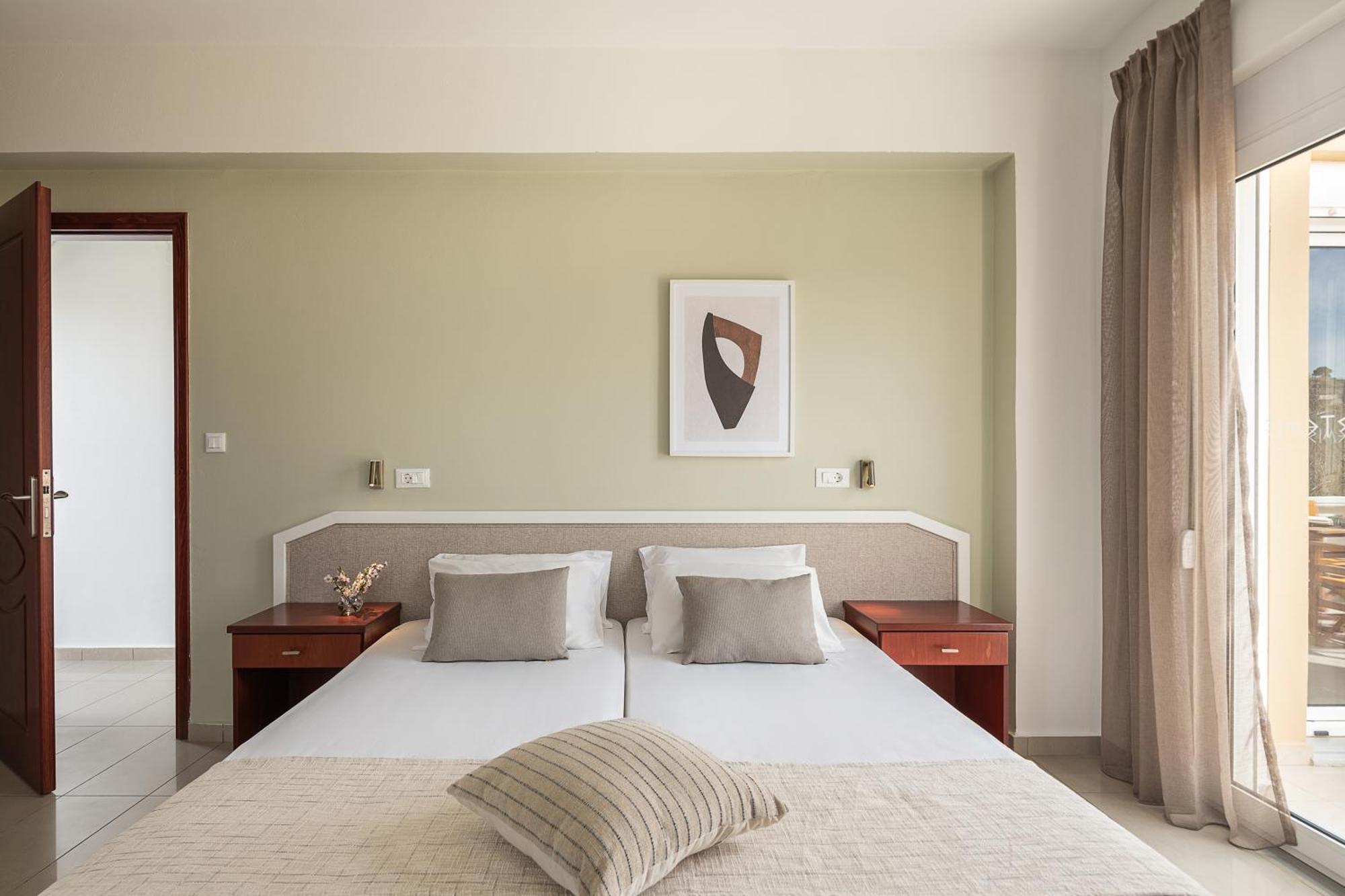 Aparthotel Artemis 2*